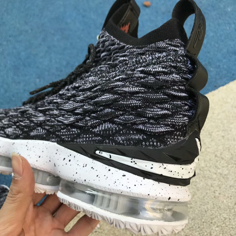 Authentic Nike LeBron 15 “Ashes” Black-White